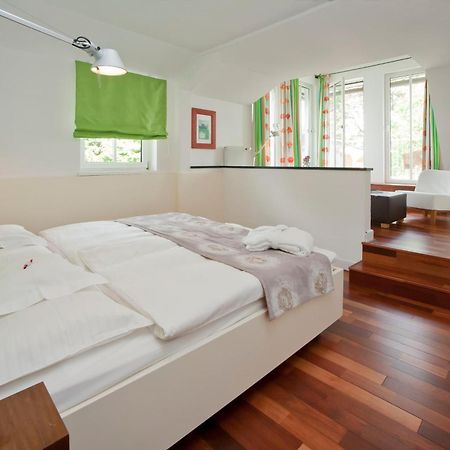 Seehotel Hubertushof Velden am Worthersee Bagian luar foto