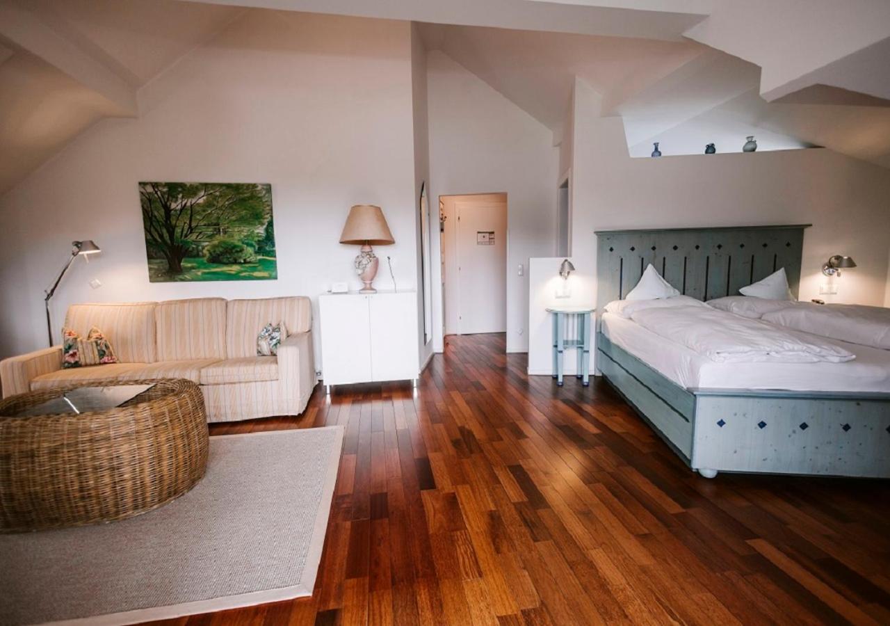 Seehotel Hubertushof Velden am Worthersee Bagian luar foto