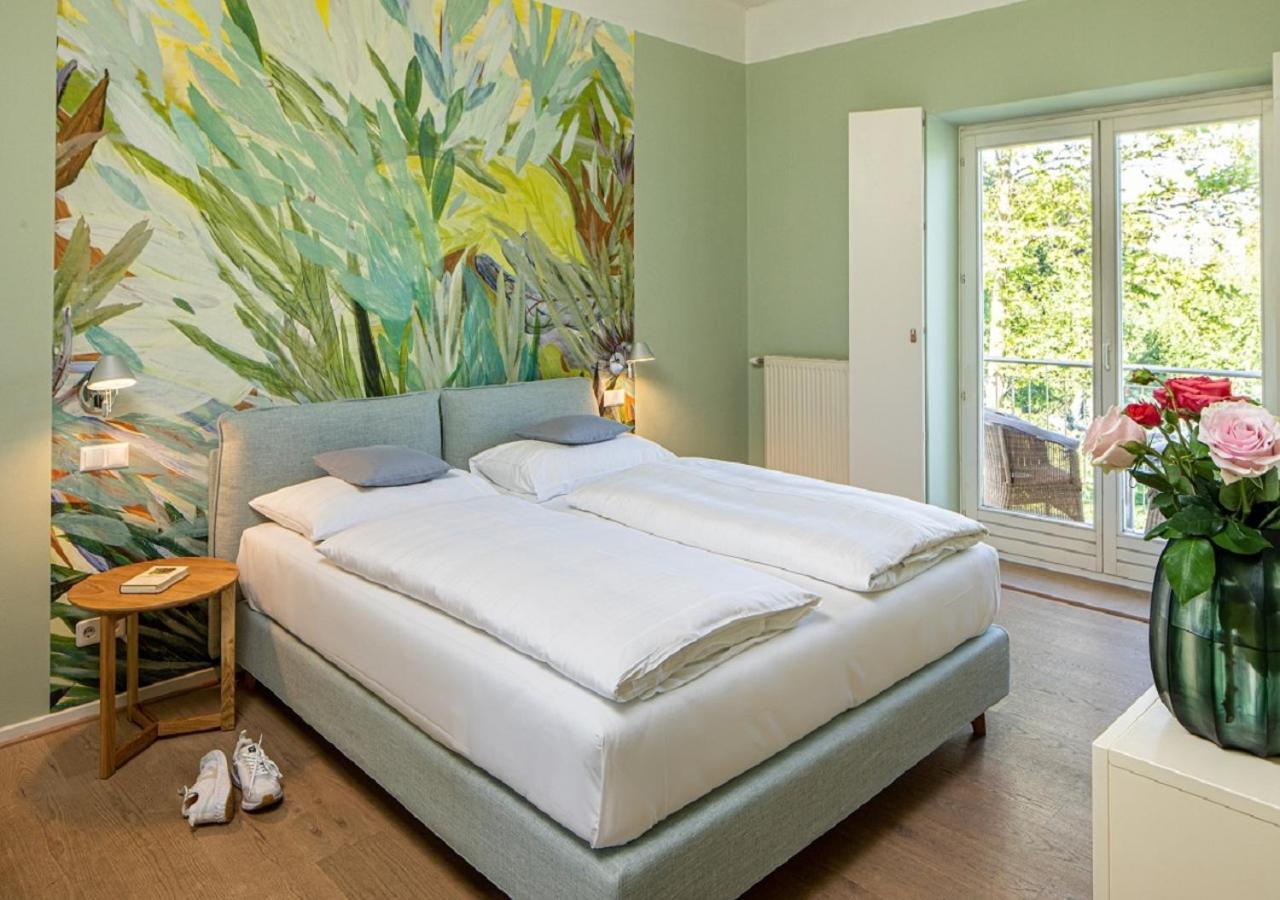 Seehotel Hubertushof Velden am Worthersee Bagian luar foto